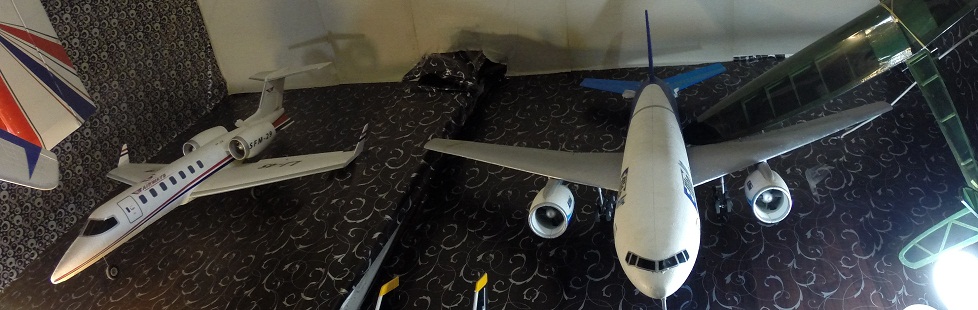 boeing.falcon jet